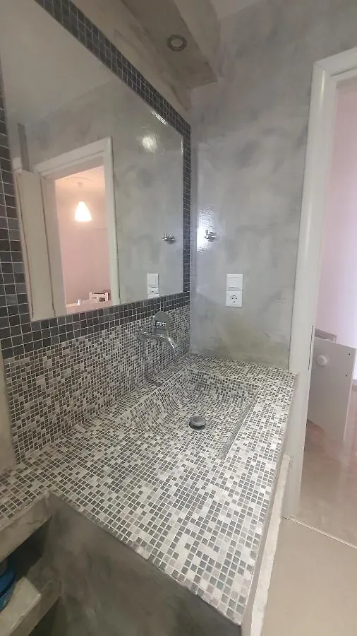 Apartment Mihal Suites Sarande